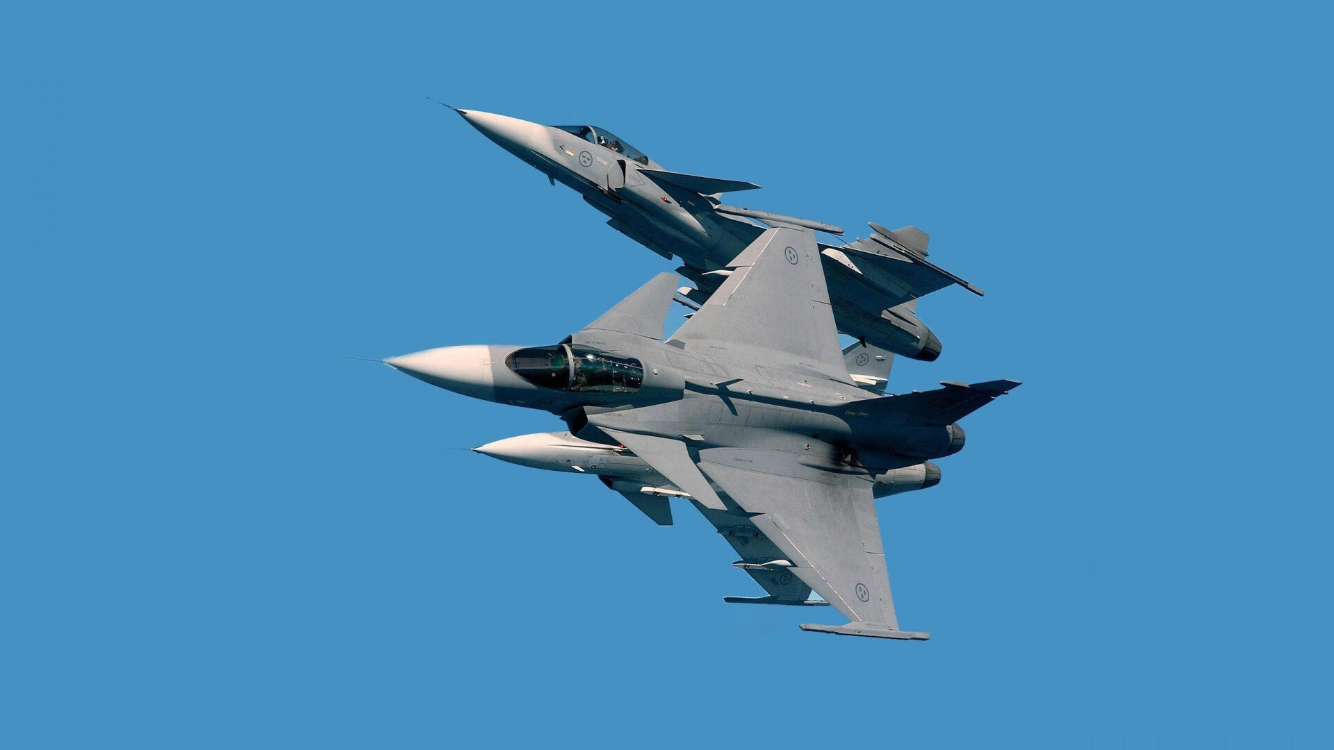 德甲赛事精彩纷呈，关键扑救有力扭转局面，德甲足球比赛